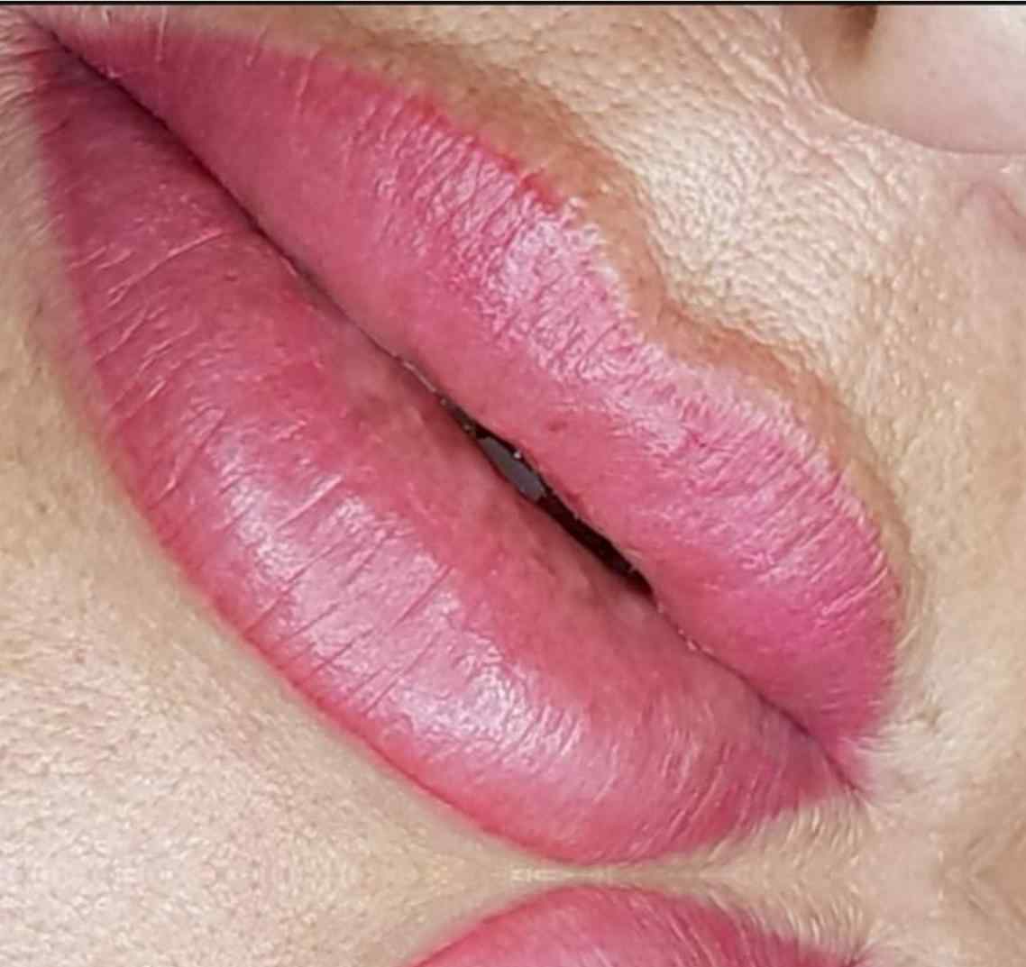 פיגמנט שפתיים (2)